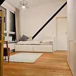 Stadtwohnung 110qm Mit Dachterrasse Ueber Zwei Etagen Dusseldorf