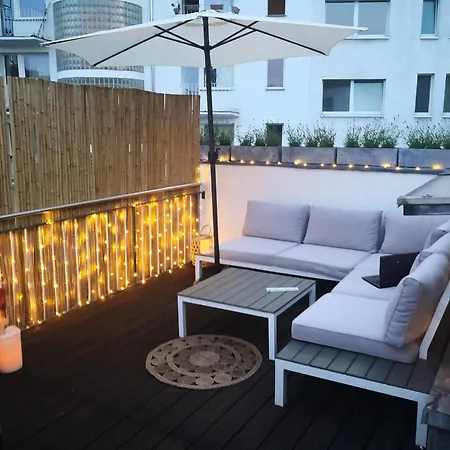 Appartement Stadtwohnung 110qm Mit Dachterrasse Ueber Zwei Etagen Düsseldorf